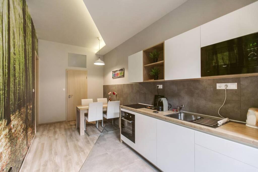 Dream Forest Apartment Budapest Exteriör bild